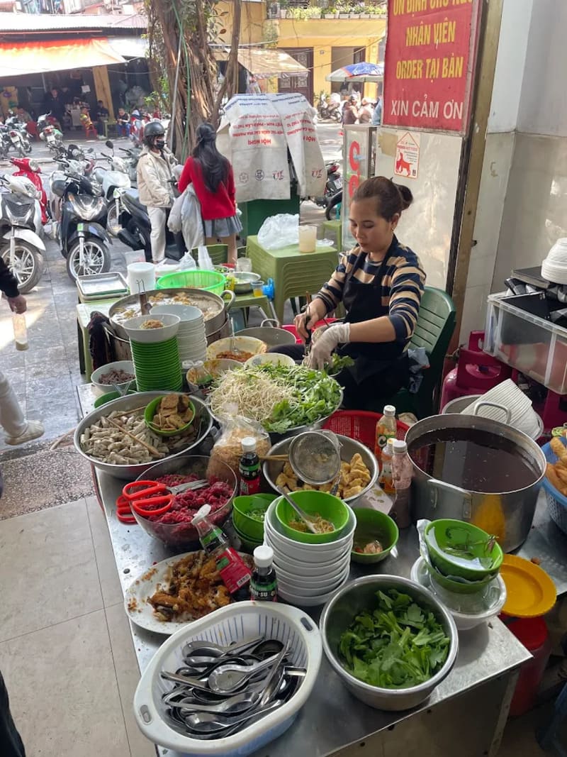 Ăn sáng Hà Nội: Ghé 51 địa điểm ngon bổ rẻ, đậm chất Hà Thành 31