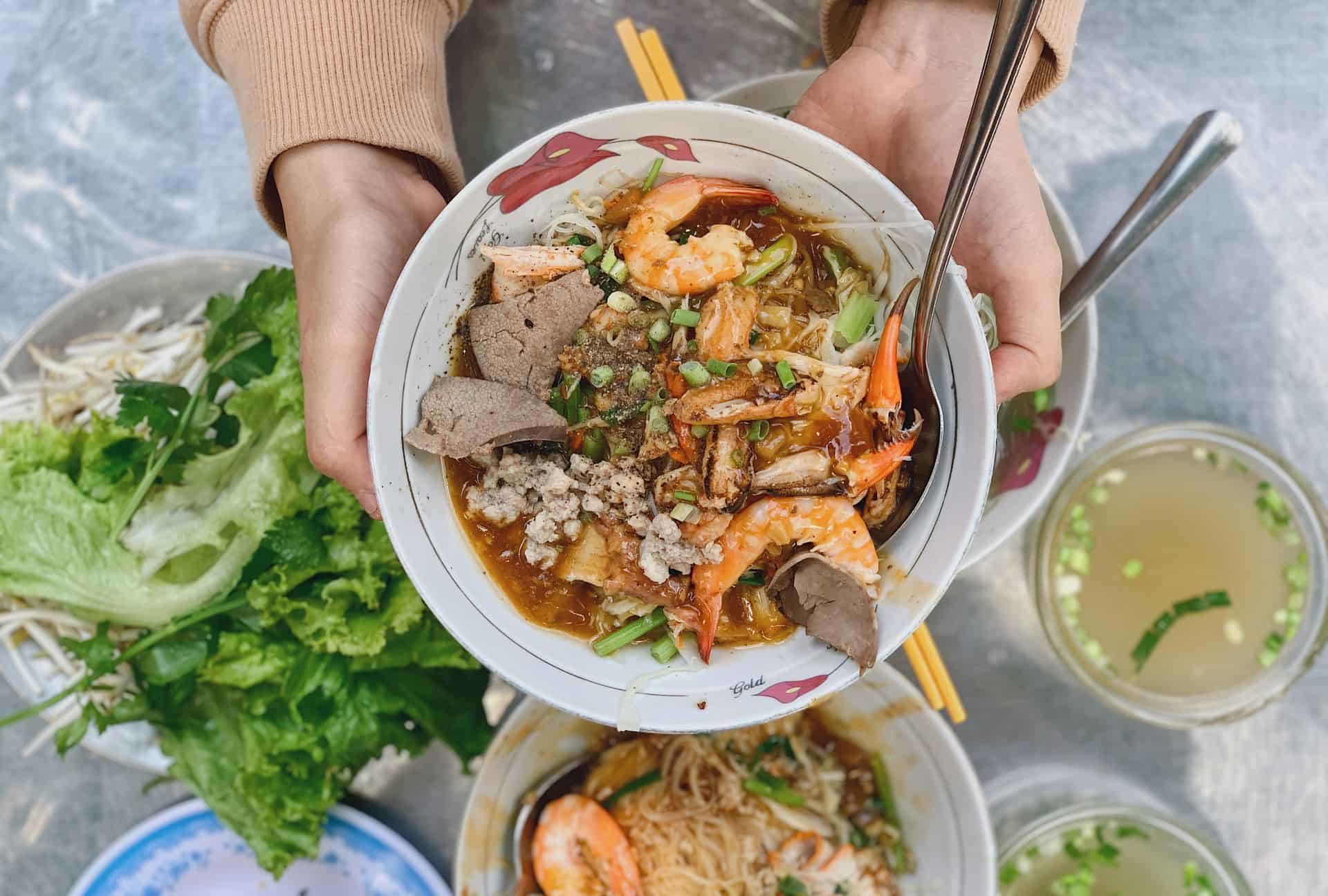 Phá đảo ngày mới với top 9 món ăn sáng Sài Gòn ngon mê mệt 10
