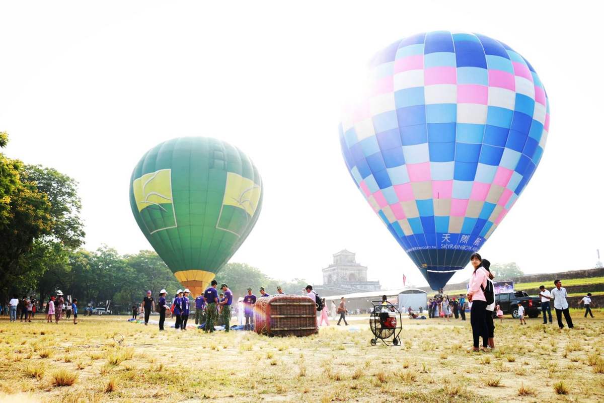 Ấn tượng Lễ hội khinh khí cầu Huế rực rỡ sắc màu 3