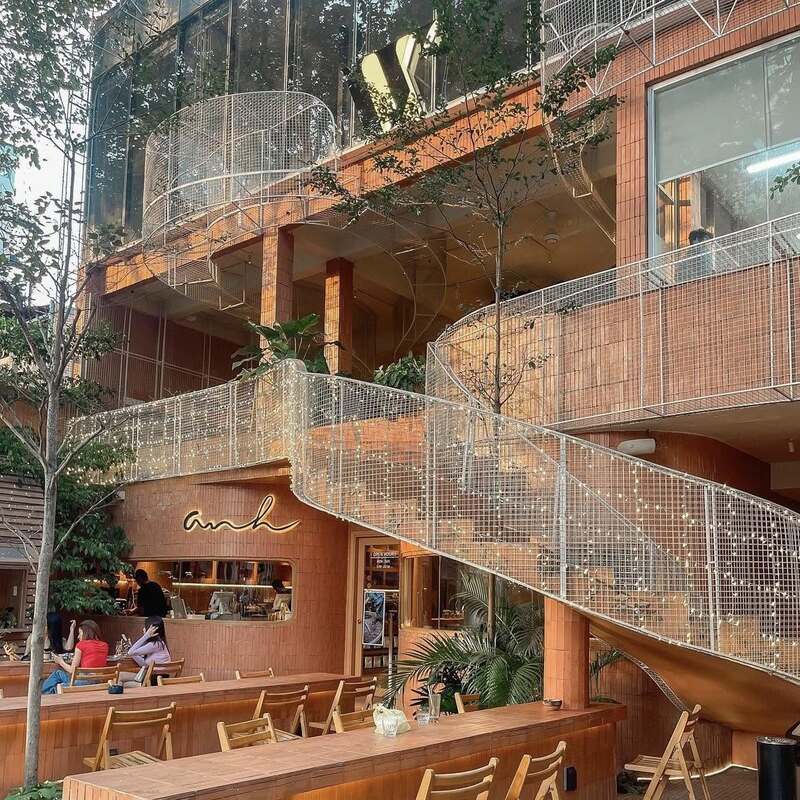 Anh Coffee Roastery, tuyệt tác quán cà phê gạch đỏ ở Sài Gòn 4