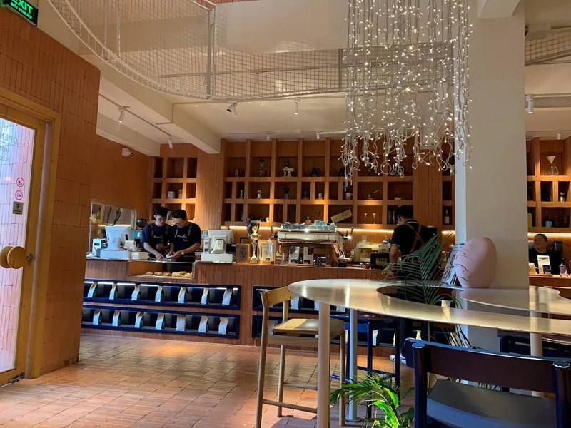Anh Coffee Roastery, tuyệt tác quán cà phê gạch đỏ ở Sài Gòn 5