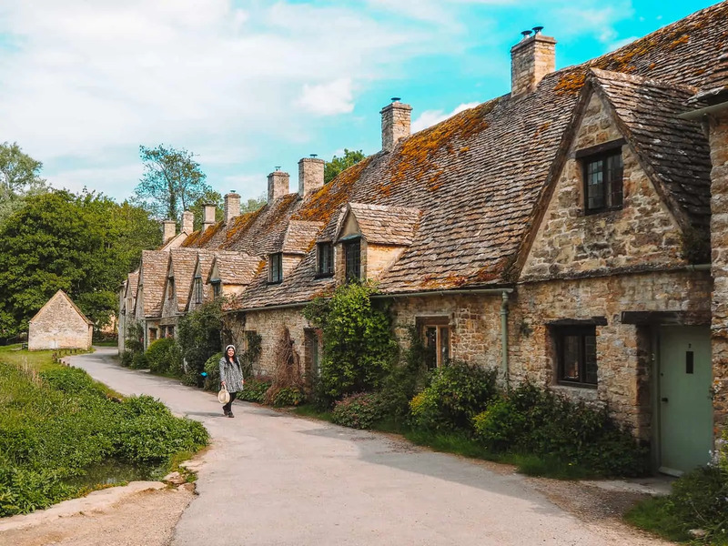 Lạc lối tại làng Bibury thơ mộng giữa vùng Cotswolds nước Anh 4