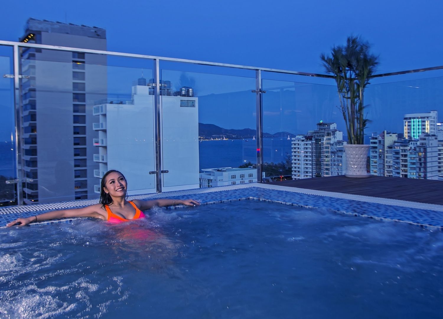 Aroma Nha Trang Boutique Hotel - Tận hưởng gió biển trong lành 16