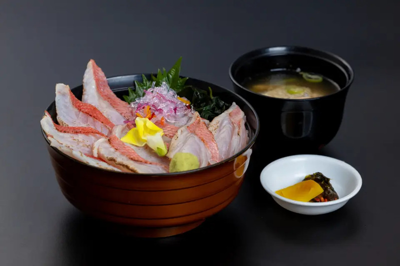 Atami, thiên đường suối khoáng nóng và biển xanh giữa lòng Nhật Bản 9