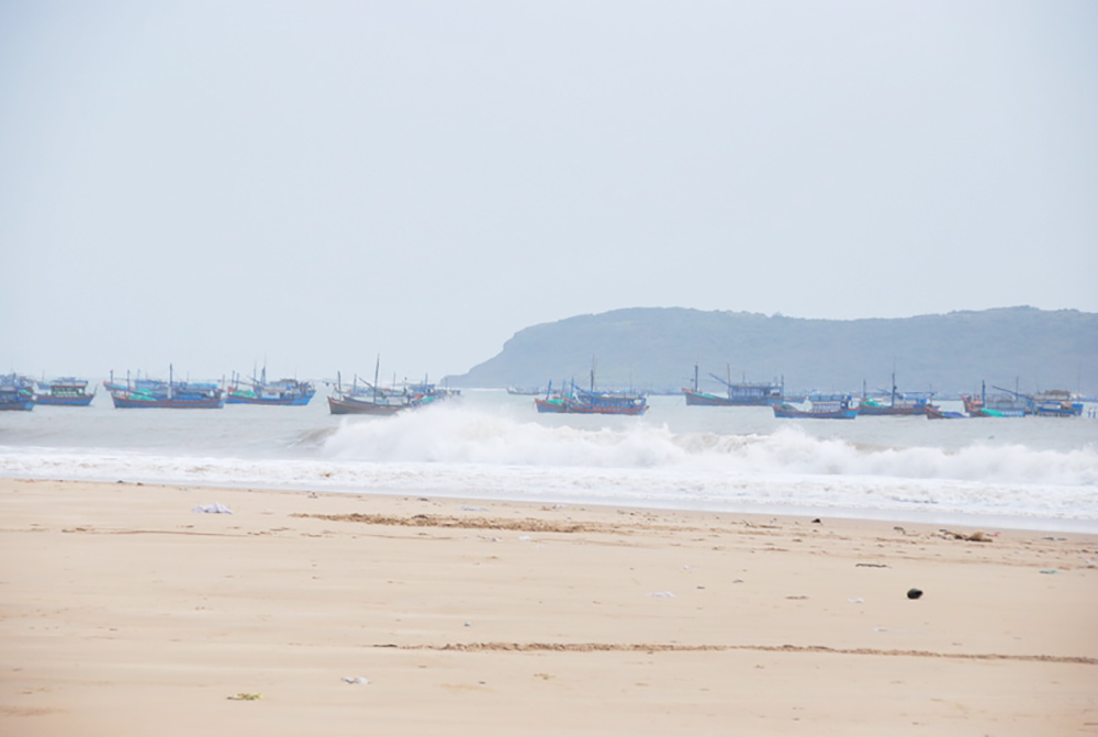 Bãi biển Long Thuỷ Phú Yên - Nét đẹp hoang sơ, thanh bình 5