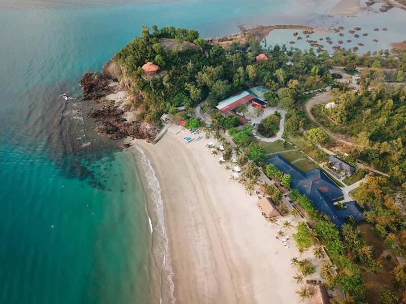 Ghé thăm bãi biển Nhũ Tiên, khám phá vịnh nhỏ hoang sơ và yên tĩnh của Nha Trang 8