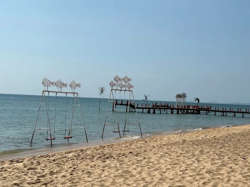 Vi vu bãi biển Sunset Sanato và săn hoàng hôn đẹp nhất ở Phú Quốc 9