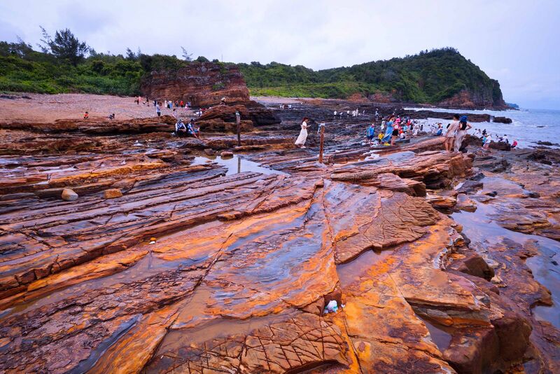 Bãi đá Móng Rồng bậc thang quyến rũ được tạo hóa ban tặng cho Cô Tô 8