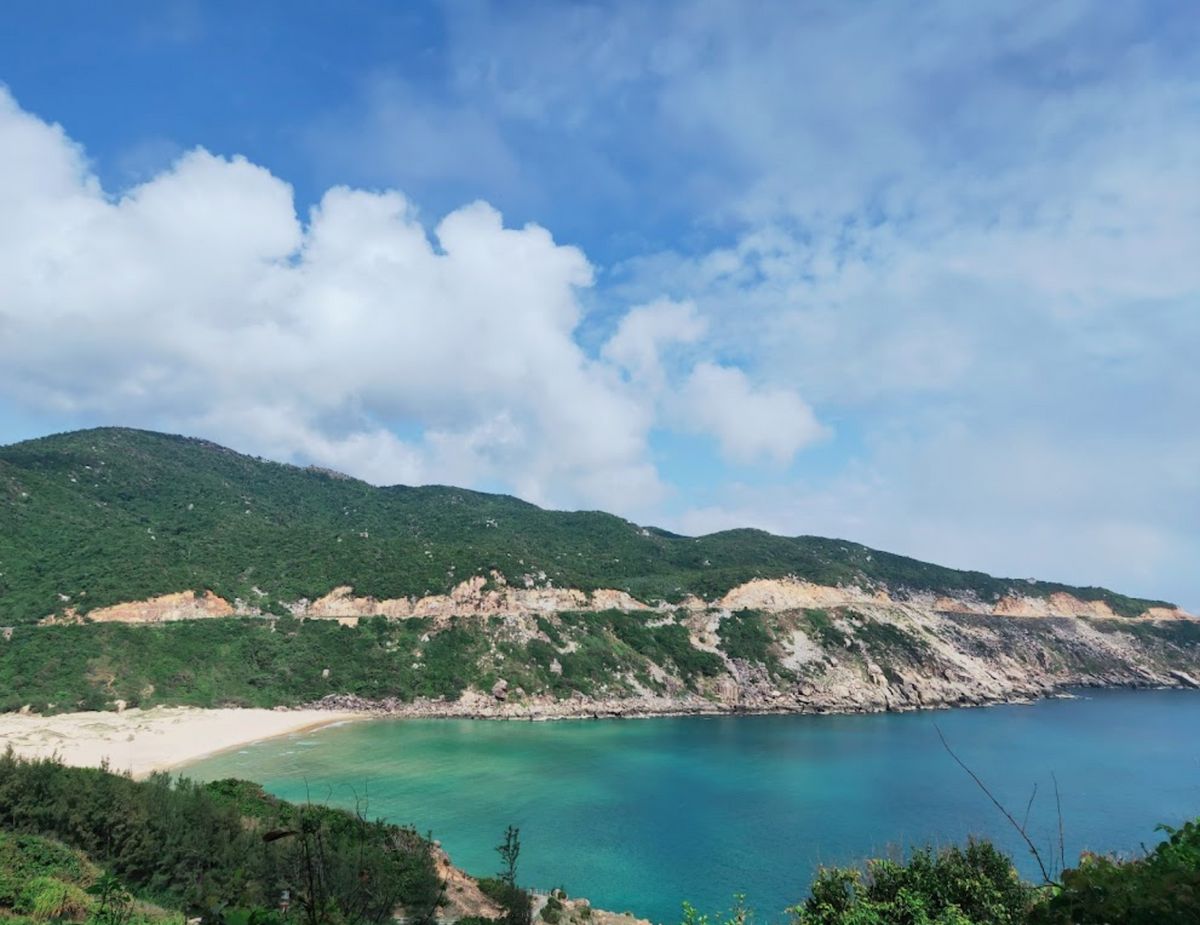 Bãi Gốc Phú Yên - Viên ngọc thô giữa biển khơi mênh mông ở xứ hoa vàng cỏ xanh 4