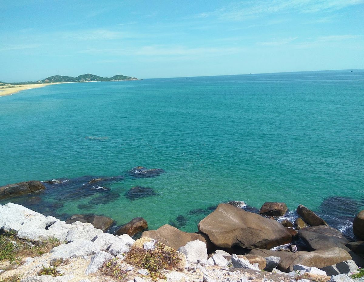 Bãi Gốc Phú Yên - Viên ngọc thô giữa biển khơi mênh mông ở xứ hoa vàng cỏ xanh 6