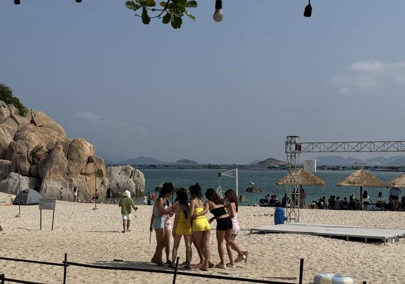 Bãi Kinh Đồi Qin: Nét đẹp hoang sơ bên biển Ninh Thuận 4