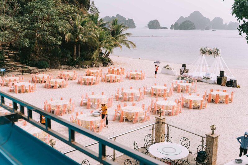 Bãi tắm Lương Ngọc Cẩm Phả yên bình giữa vịnh Bái Tử Long 6
