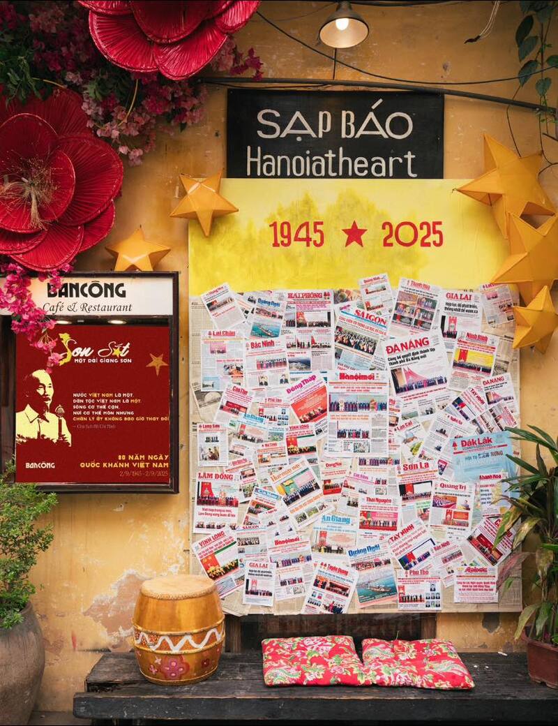 Check-in 14 quán cà phê Hà Nội rực rỡ cờ đỏ sao vàng 27