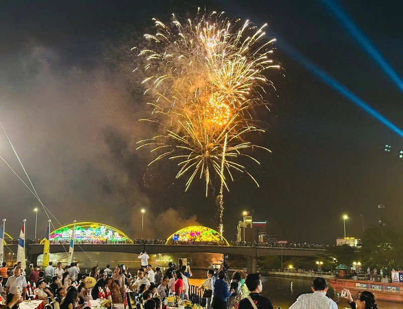 Tổng hợp địa điểm bắn pháo hoa Tết Nguyên đán 2026 toàn quốc 9