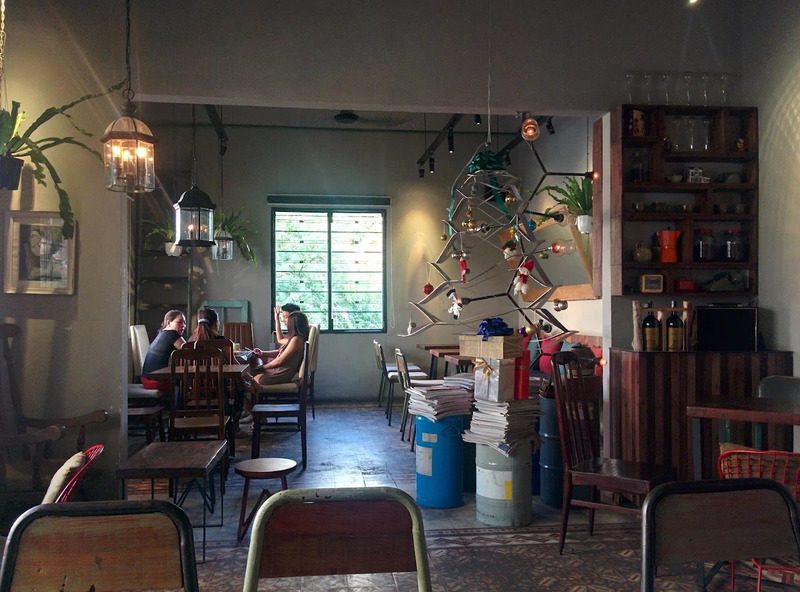 Bâng Khuâng Cafe, một chốn hoài niệm giữa lòng Sài Gòn 8
