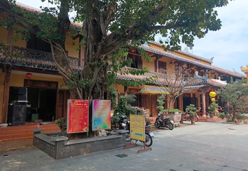 Chùa Pháp Bảo: Chốn thiêng liêng, cổ kính giữa lòng phố cổ 8