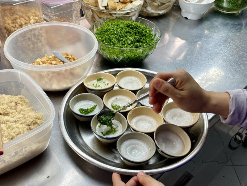Bánh bèo Cô Mai Phú Yên, hương vị xứ Nẫu vừa vặn giữa Sài Gòn 3