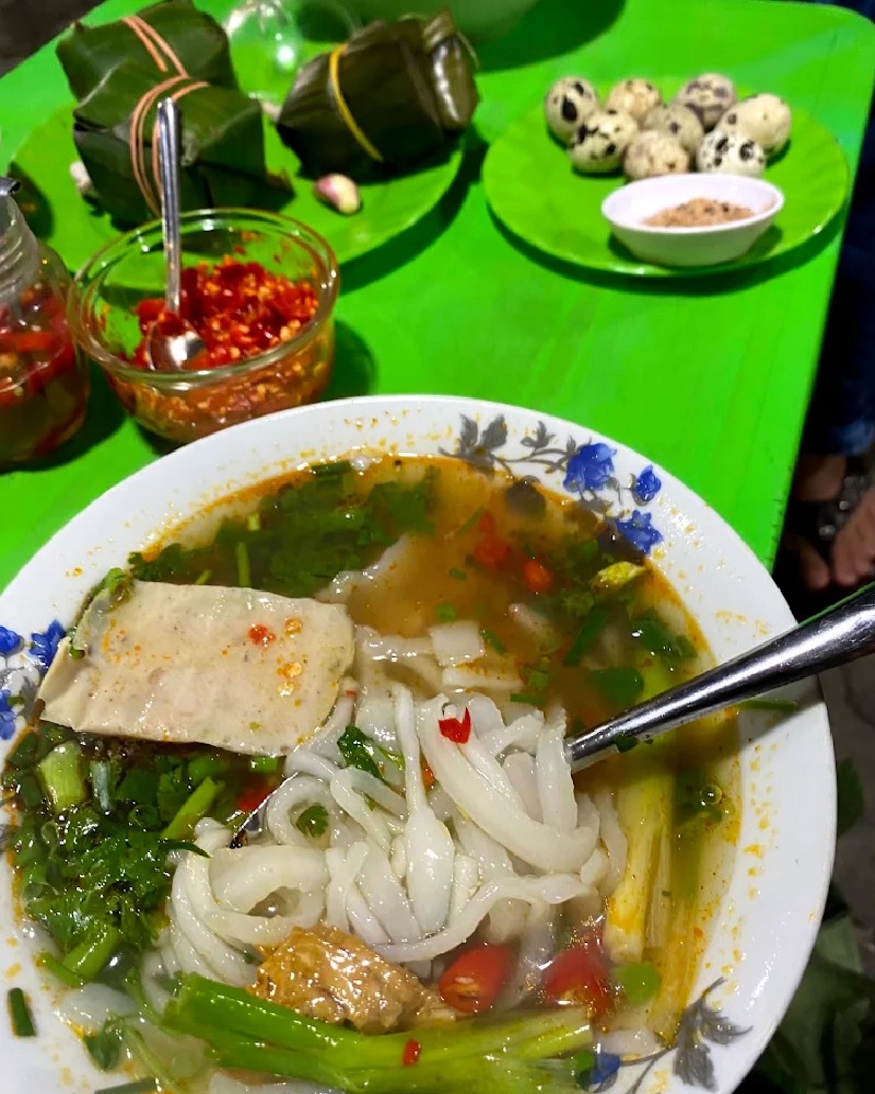 Bánh canh cá lóc – Món ăn dân dã không thể thiếu của người dân xứ Huế 23