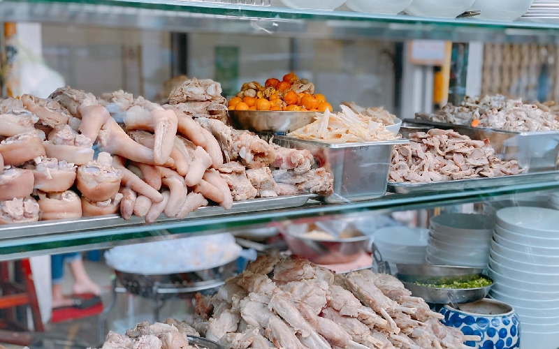 Review bánh canh cây Bùi Hữu Nghĩa đông khách Quận 5 11