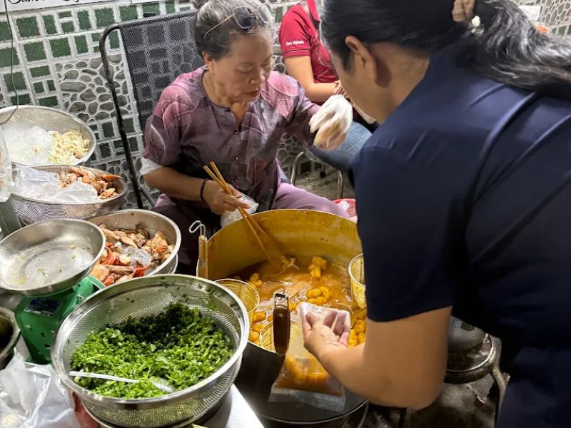 Review Bánh Canh Cua Hẻm 360 giá 300k “đắt xắt ra miếng” 5