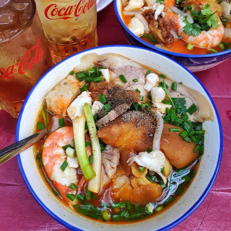 Bánh canh cua Tôn Thất Đạm, quán ngon quận 1 nức tiếng gần xa 4