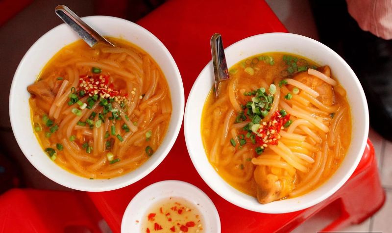 Top 8 quán bánh canh giò heo ngon nổi tiếng tại Sài Gòn 2