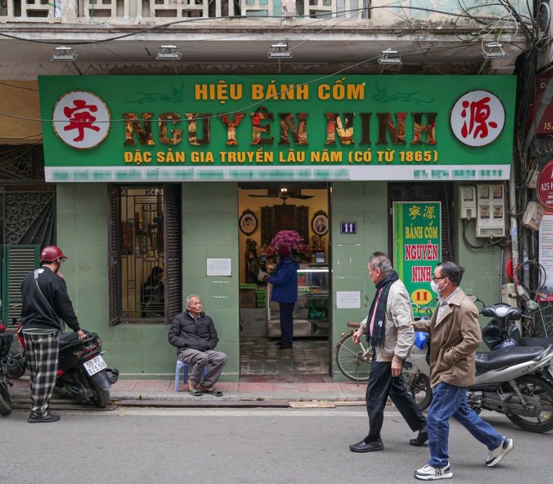 Bánh cốm: Tìm lại hương vị mùa thu qua các hàng nổi tiếng 5