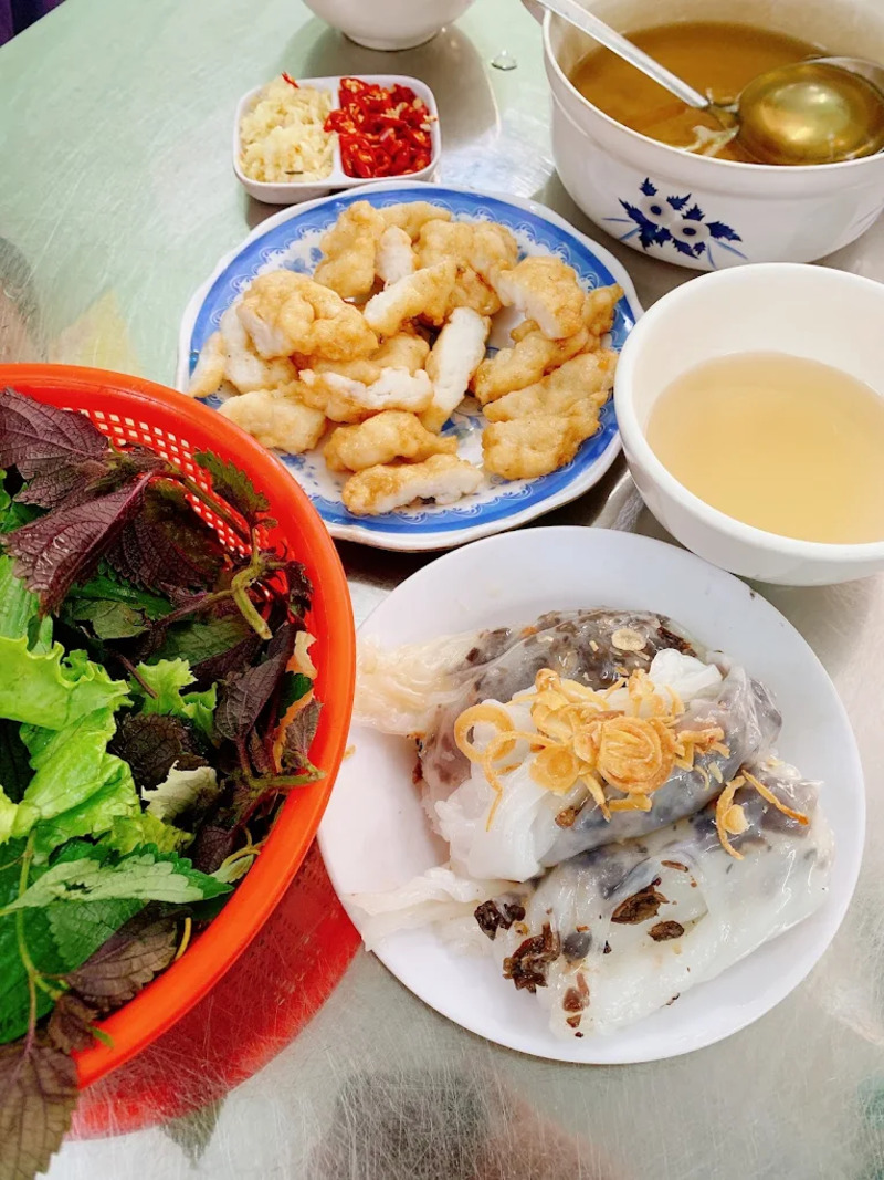Bánh cuốn chả mực Hạ Long - Món ăn gây thương nhớ của vùng đất mỏ 7