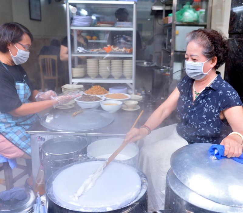 Bánh cuốn gia truyền Thanh Vân: Tinh hoa ẩm thực 4 đời đạt danh hiệu Michelin 2