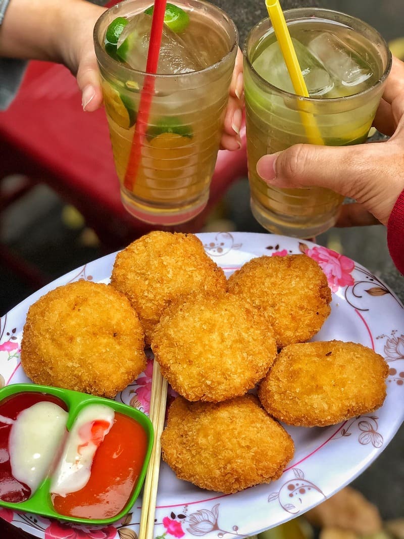 Top quán bánh gà Hà Nội cho bạn trải nghiệm ẩm thực đường phố hấp dẫn 2