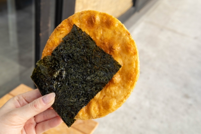 Bánh gạo Senbei Nhật Bản: Nguồn gốc, hương vị và cách làm đơn giản 6