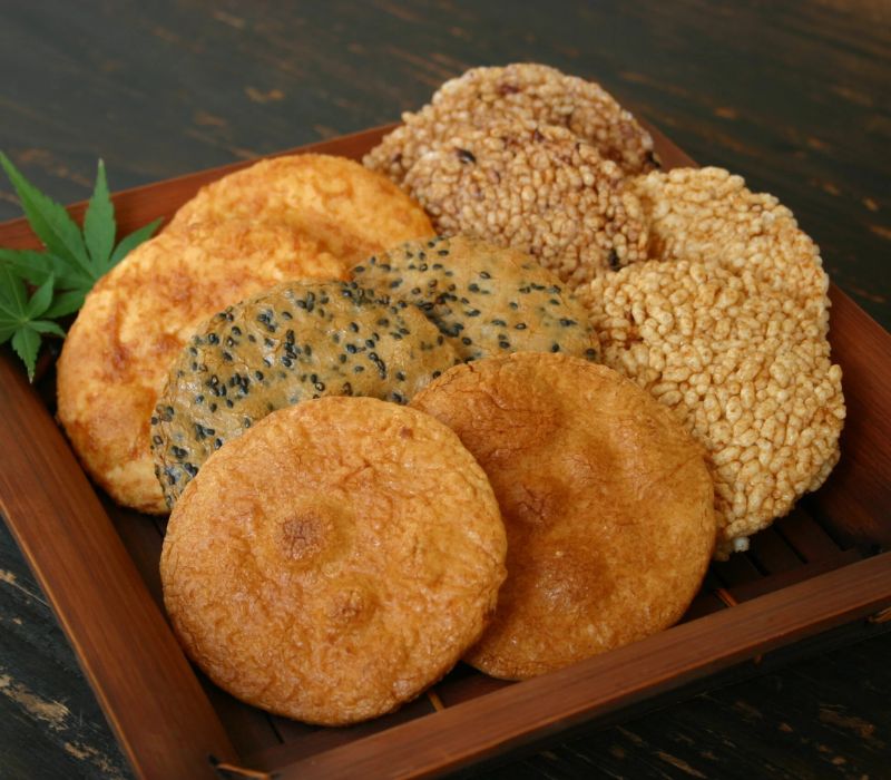 Bánh gạo Senbei Nhật Bản: Nguồn gốc, hương vị và cách làm đơn giản