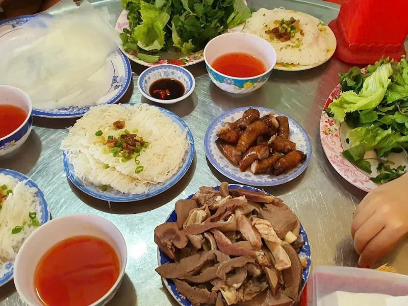10 quán bánh hỏi lòng heo chuẩn vị Bình Thuận hút khách gần xa 10