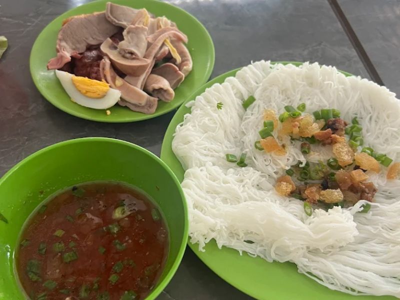 10 quán bánh hỏi lòng heo chuẩn vị Bình Thuận hút khách gần xa 4