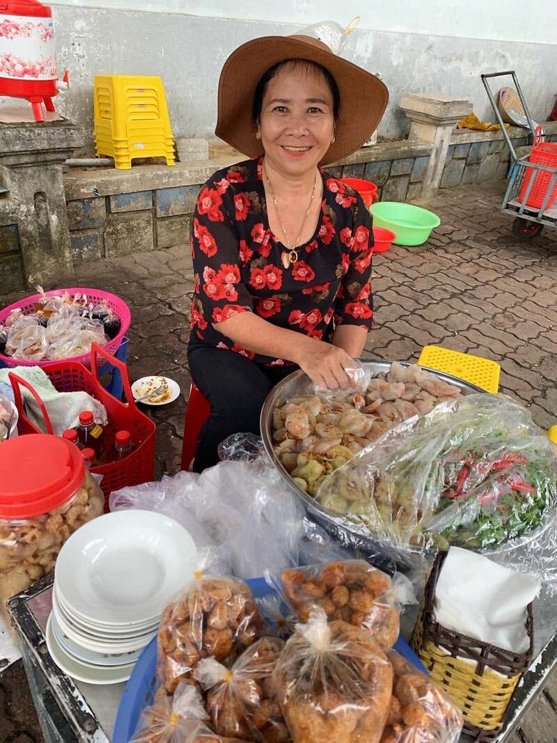 Review bánh lọc Dì Huệ Đào Tấn, món ăn xứ Huế khiến ai cũng quay lại 3