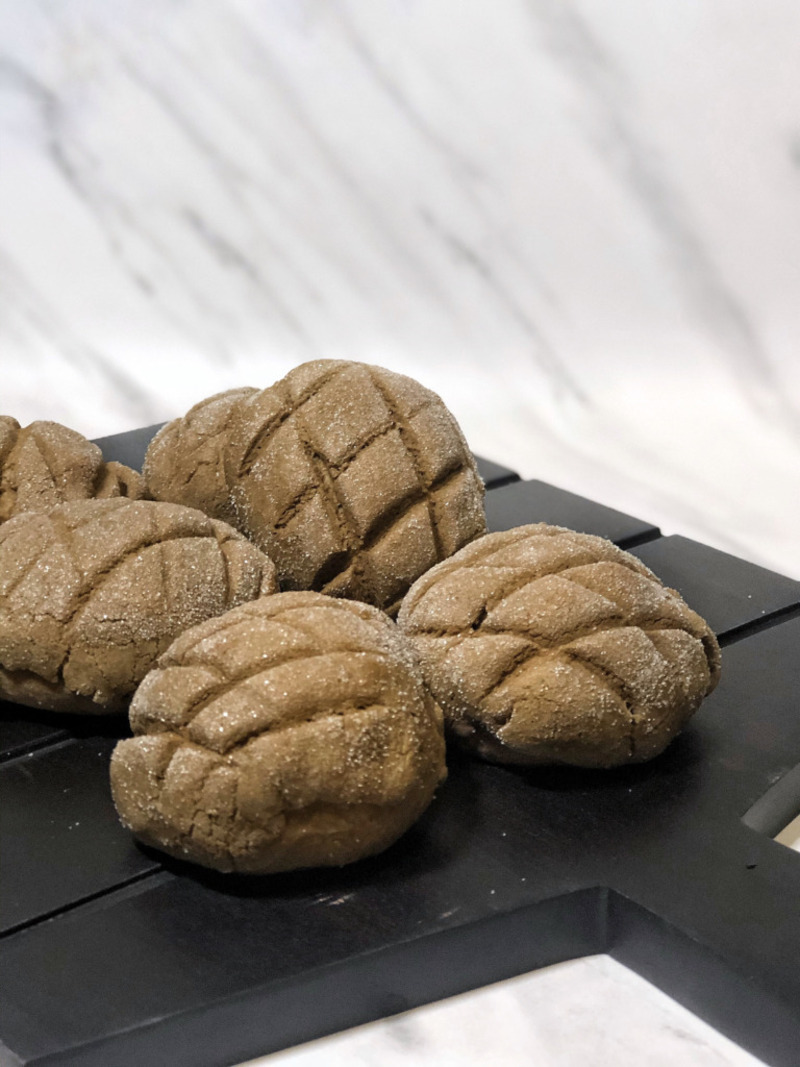 Bánh mì dưa gang Melonpan giòn mềm hấp dẫn của Nhật Bản 11