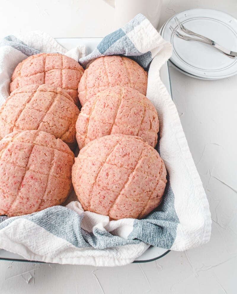 Bánh mì dưa gang Melonpan giòn mềm hấp dẫn của Nhật Bản 7