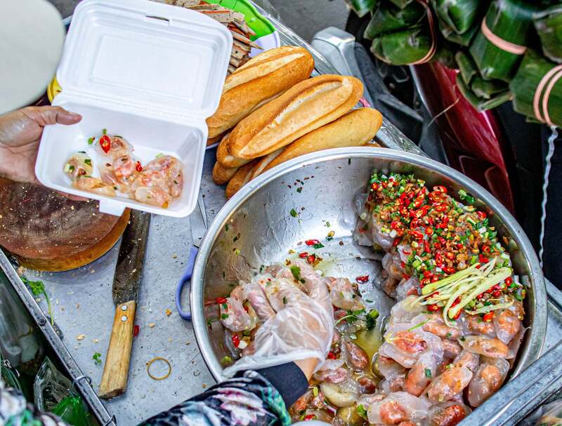 Khám phá món bánh mì bột lọc độc đáo của người dân miền Trung 6