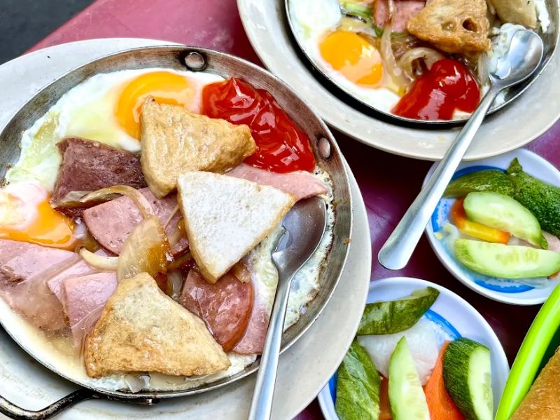 Review bánh mì Hòa Mã: Hương vị Sài Gòn xưa qua gần 70 năm 3