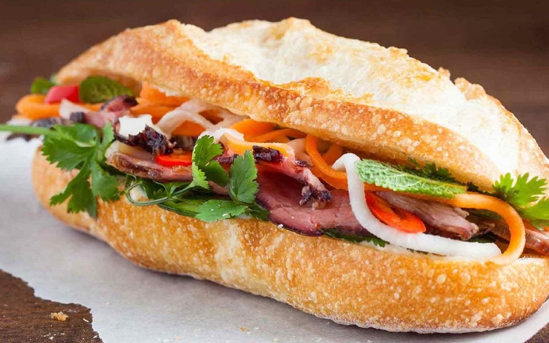 Top 9 tiệm bánh mì Sài Gòn nổi danh và thơm ngon nức tiếng 19