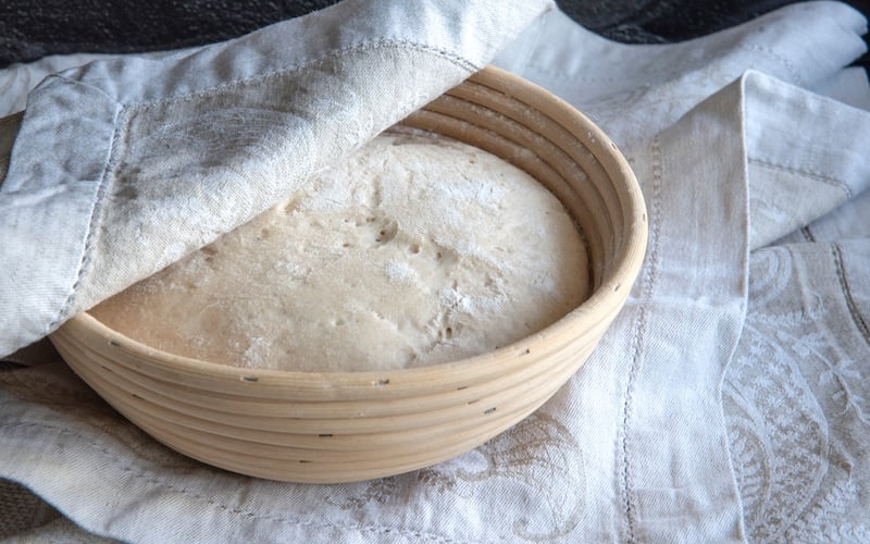 Bánh mì sourdough là gì? Cách làm, nuôi men và cách bảo quản 9
