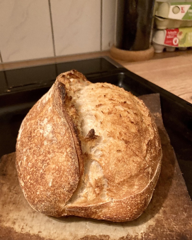 Bánh mì sourdough là gì? Cách làm, nuôi men và cách bảo quản 10