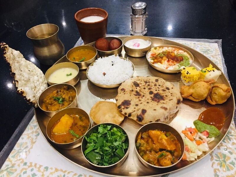 Bánh Naan Ấn Độ là gì và cách thưởng thức chuẩn vị 3