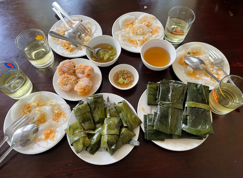 Thưởng thức Bánh nậm Huế và cảm nhận hương vị dân dã cực hấp dẫn 8
