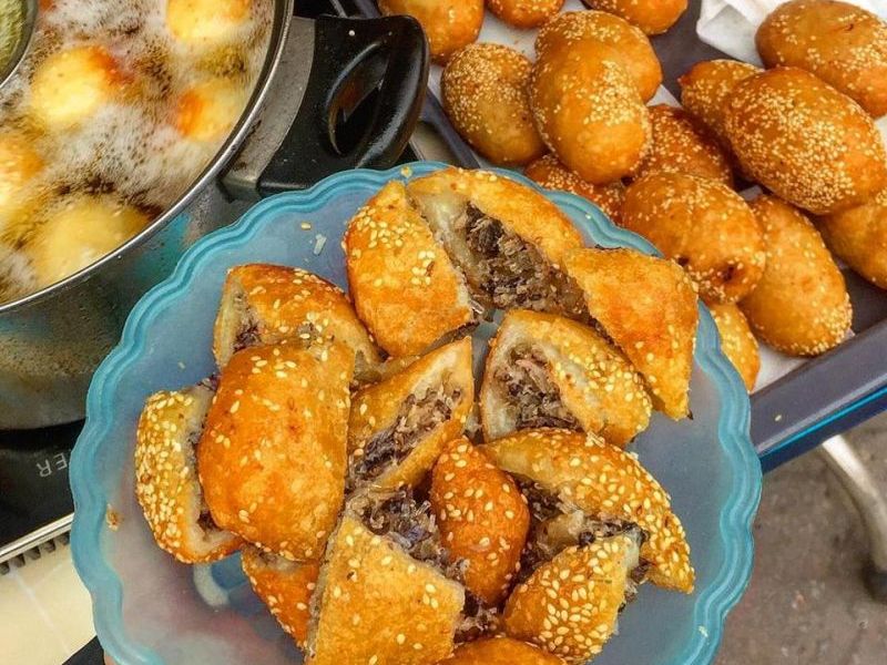 Bánh rán mặn Hà Nội, món ngon bình dị níu chân bao người 11