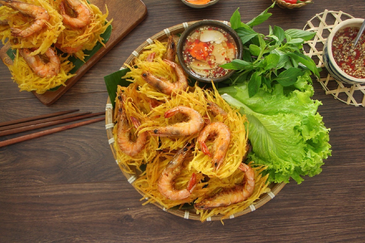 Bánh tôm Hồ Tây - Thưởng thức nét đẹp của ẩm thực Hà Nội 8