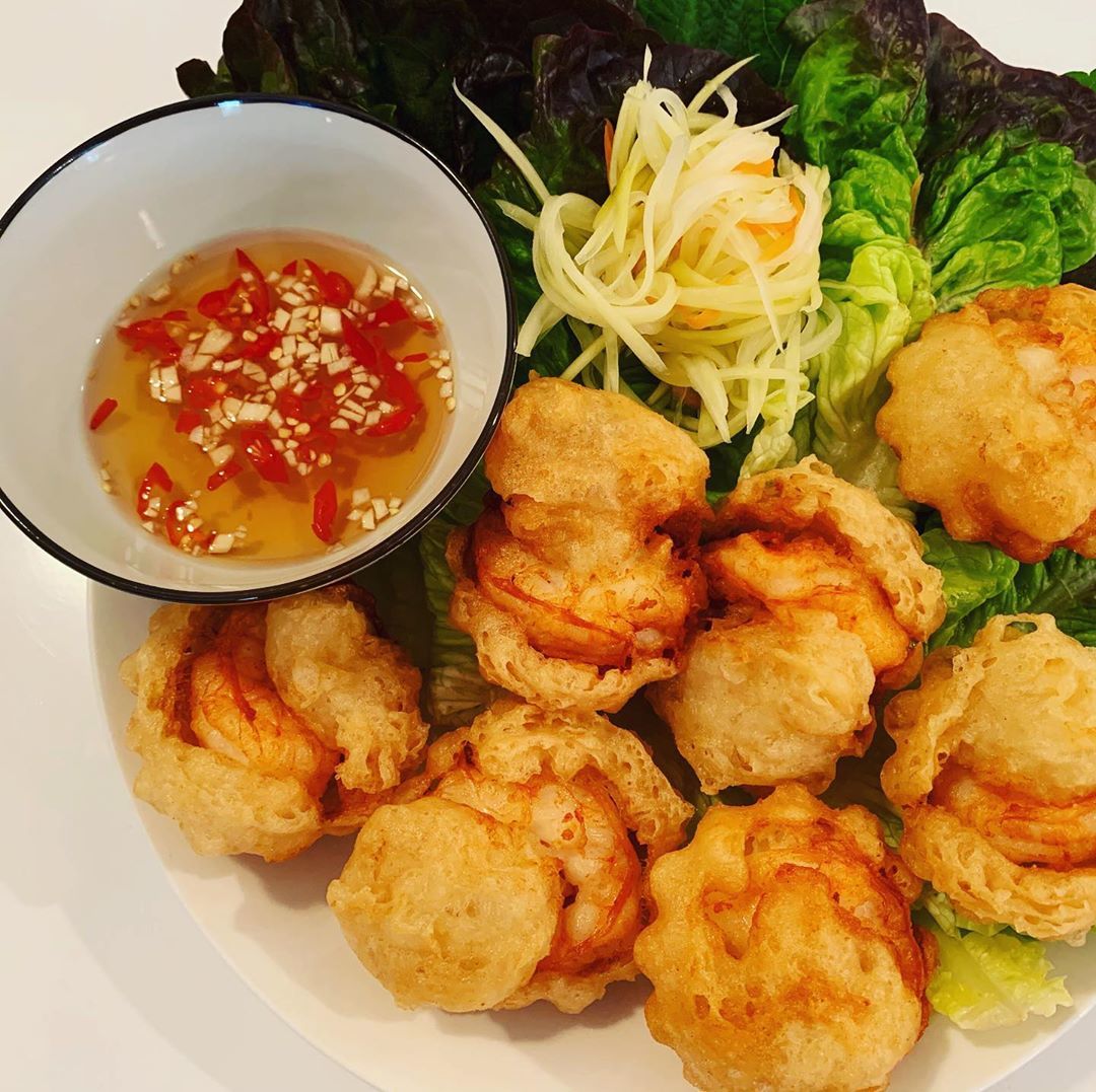 Bánh tôm Hồ Tây - Thưởng thức nét đẹp của ẩm thực Hà Nội 9