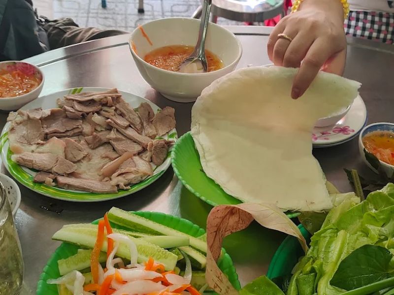 Mách bạn 14 quán bánh tráng phơi sương được giới trẻ săn đón 20