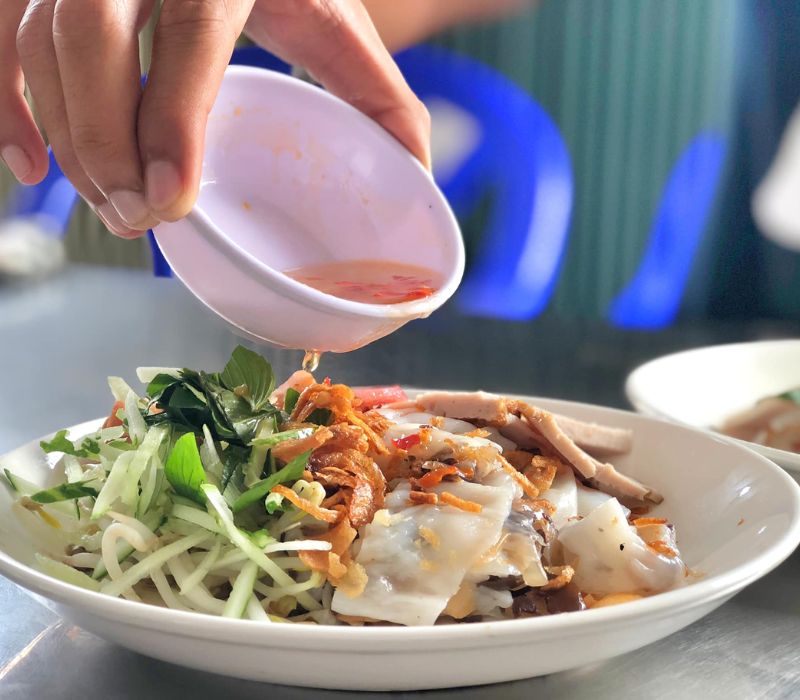 Top 10+ quán bánh ướt ngon nức tiếng ở Sài Gòn 2