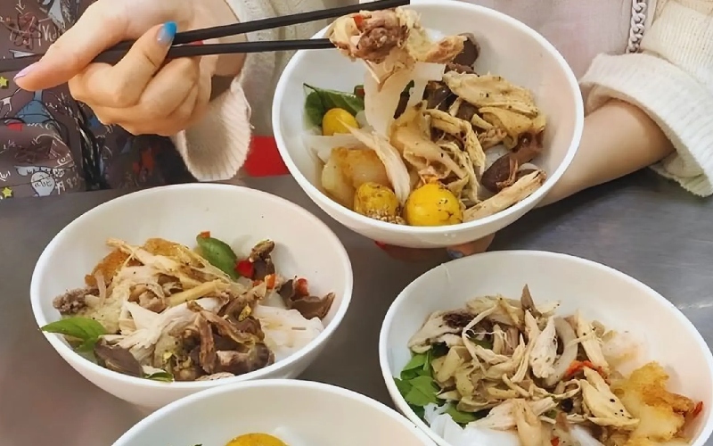 Top 8 quán bánh ướt lòng gà Đà Lạt ngon, đông khách nhất 5